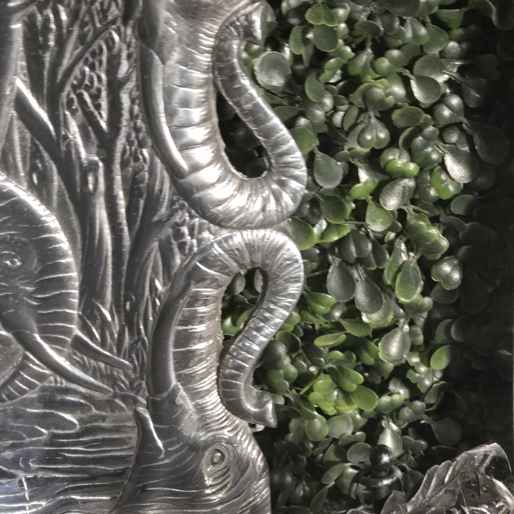 Silver Elephant Embossed Trays - Picture 6 of 9